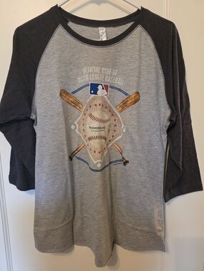 MLB Vintage Women's Long Sleeve Baseball Tee - Large New